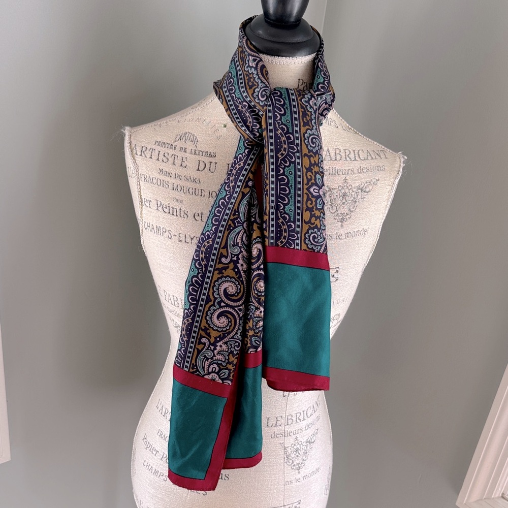 Vintage Anne Klein silk‎ paisley long scarf EVC